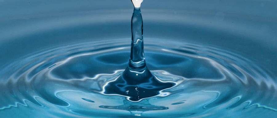 哪些原因容易導(dǎo)致干眼?。?></div>
			<div   id="tjxx8fm8g"   class="me_info">
				<div   id="tjxx8fm8g"   class="info_des">1 ．近年來干眼病的年輕化趨勢明顯，主要是由于現(xiàn)代生活中，青年人的工作和娛樂與電視、電腦接觸得越來越多、長時間面對熒光屏，過度閱讀，缺乏正常的眨眼，而眨眼可使淚液更...</div>
				<div   id="tjxx8fm8g"   class="info_more"><li ><a href=